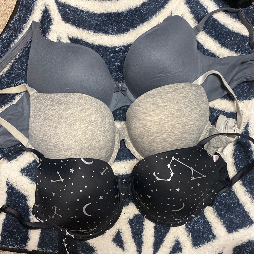 Victoria’s Secret bras (lot of 3)